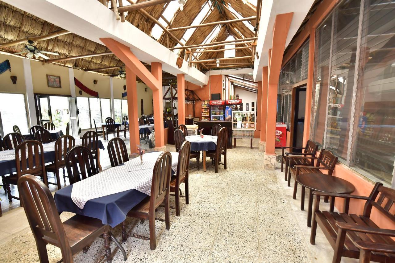 Hotel Tikal Inn Extérieur photo