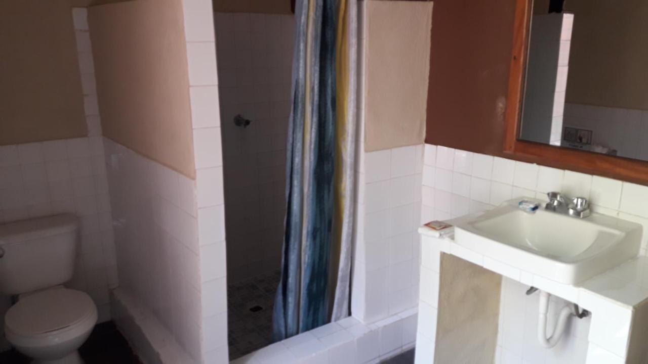 Hotel Tikal Inn Extérieur photo