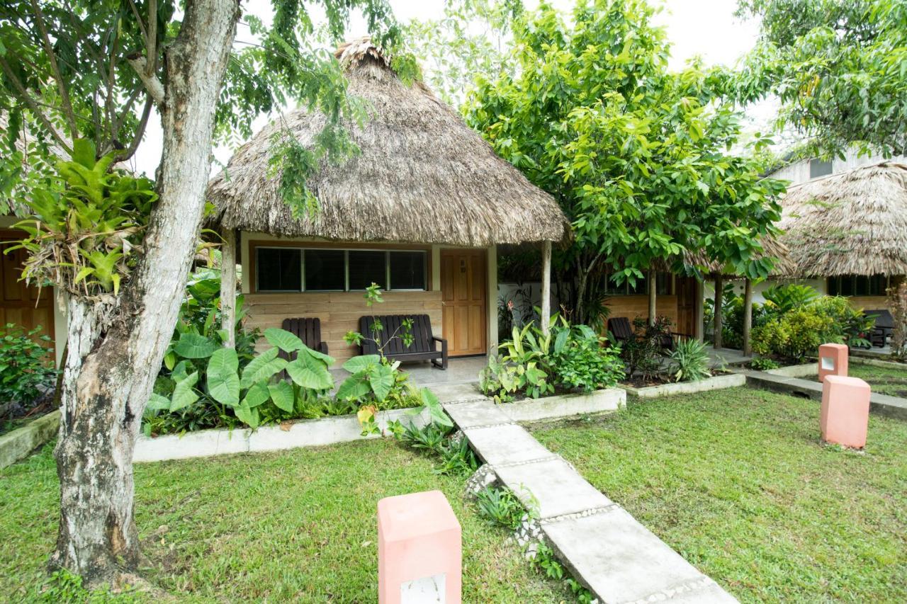 Hotel Tikal Inn Extérieur photo